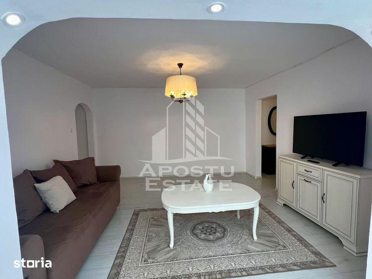Apartament cu 3 camere, mobilat în Complex Studențesc
