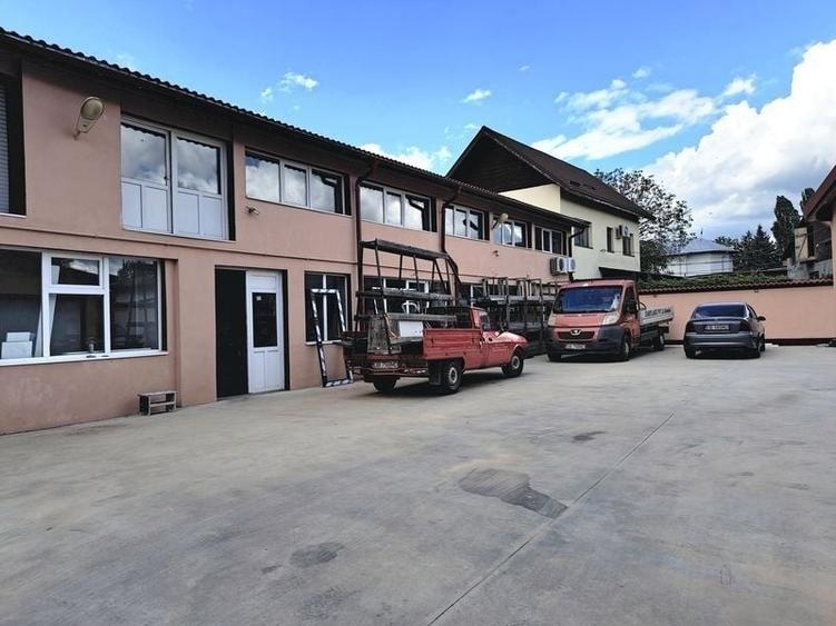 Spațiu comercial, de 400 mp, în Micro 4