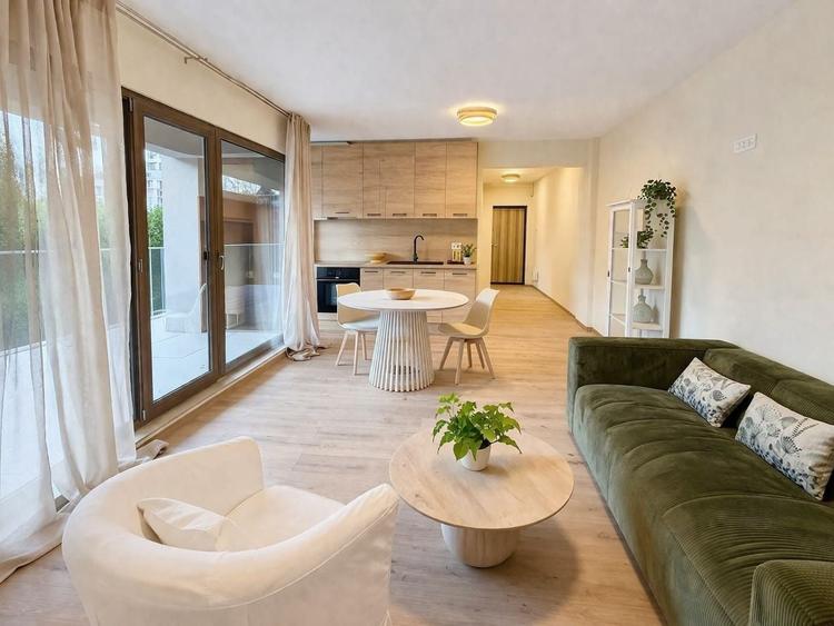Apartament cu 3 camere decomandat, mobilat în Borhanci