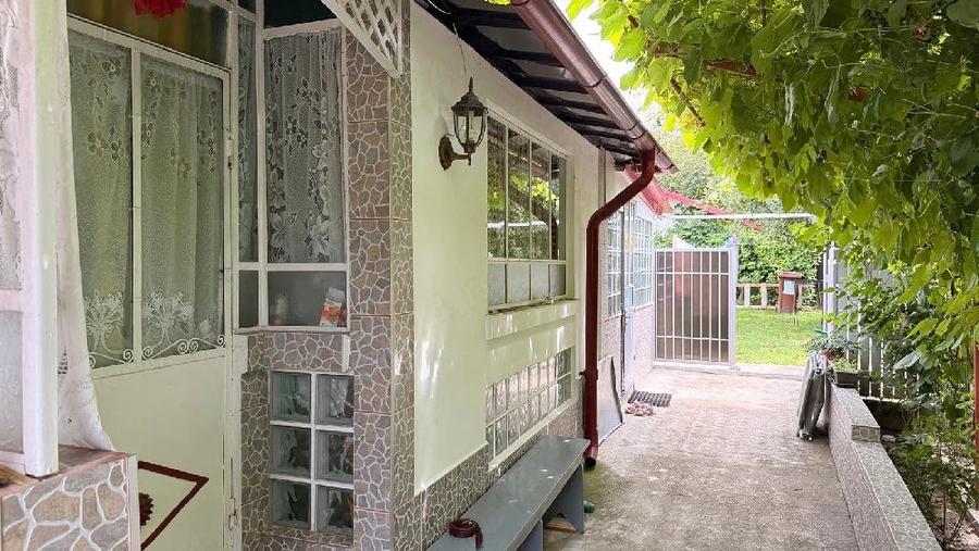 Casă cu 3 camere cu Teren 2000 Mp în Gornet