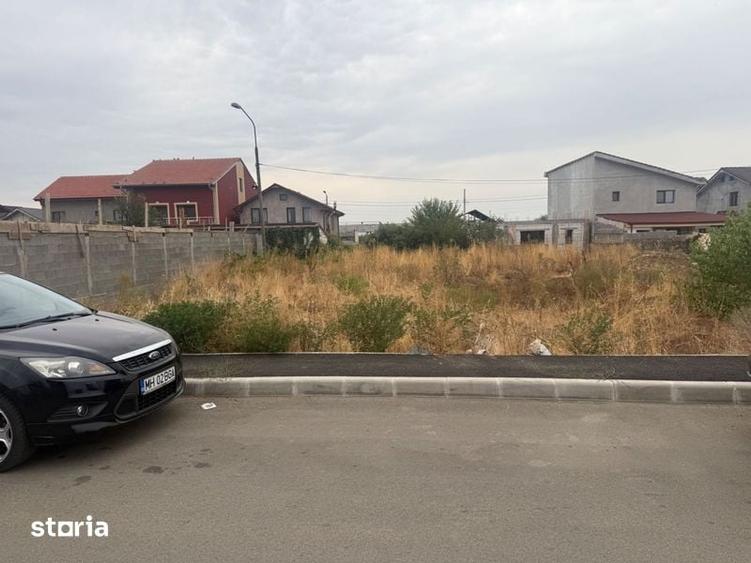 Teren de 526 mp, în Central