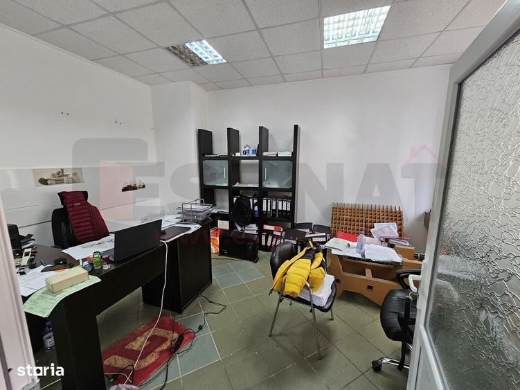 Spațiu comercial, de 64 mp, în Central