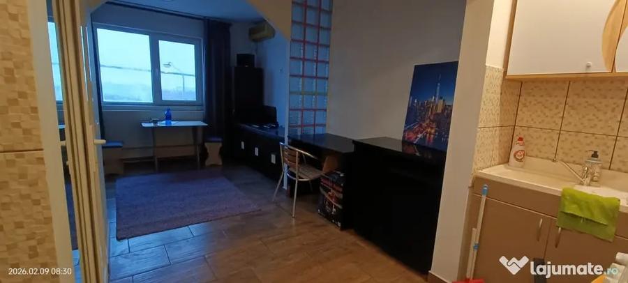 Garsonieră semidecomandată în Energia