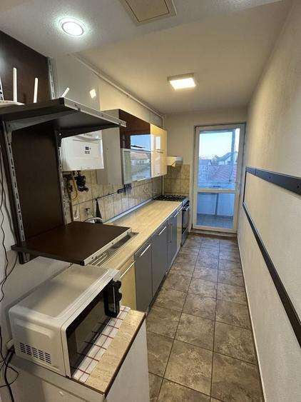 Apartament cu 3 camere semidecomandat în Tilișca