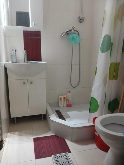 Casă cu 3 camere în Piața Cluj