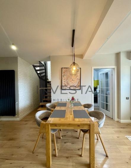 Apartament cu 4 camere semidecomandat, mobilat în Bună Ziua
