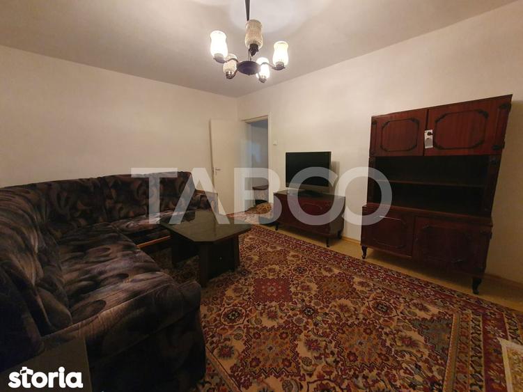 Apartament cu 2 camere decomandat, mobilat în Central