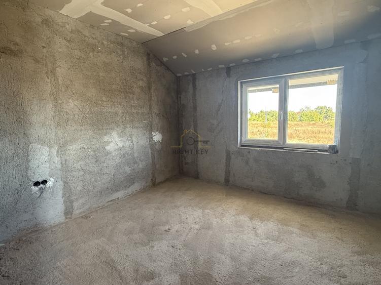 Casă individuală cu 5 camere cu Teren 382 Mp în Ciorogârla