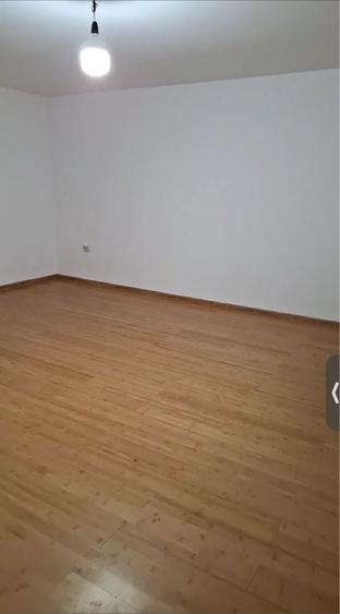 Casa de vanzare Parjol - 2