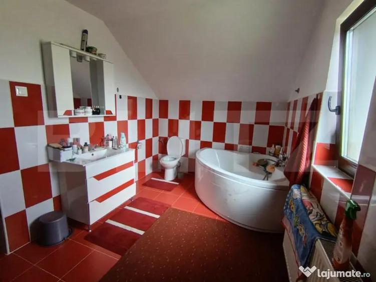 Casa de vanzare, cu 4 camere, 300 mp, zona exterior sud - 9