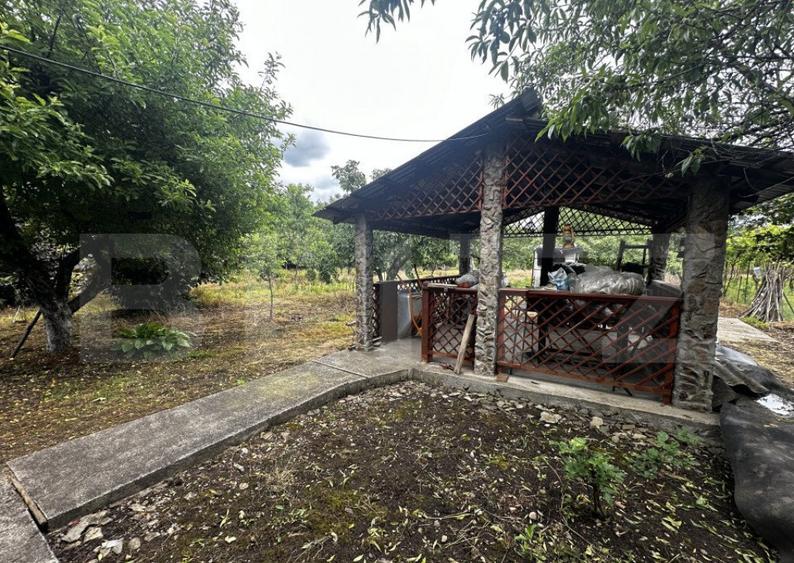 Pensiune turistica, zona Runcu - 8