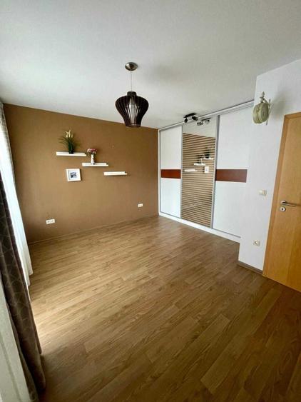 Duplex de 3 camere -Tractorul-Coresi ( 2 locuri parcare si boxa) - 5