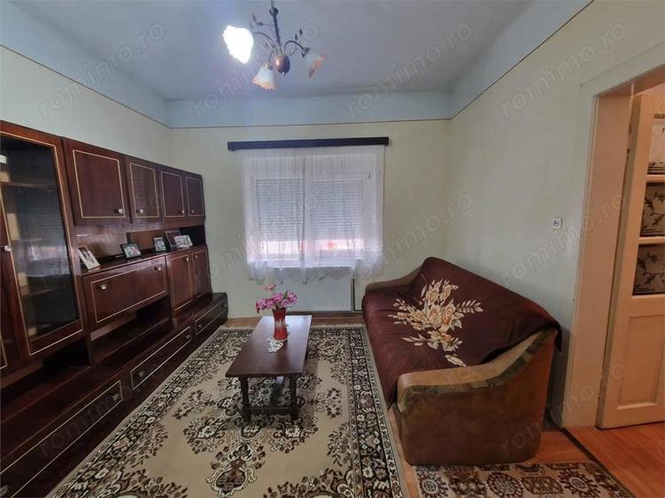 Resita Casa la cheie si Garaj - 11