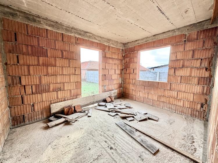 Casa individuala de 183 mp utili la rosu - Ianova - 9