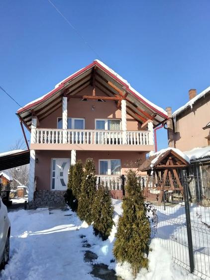 De vanzare Casa La Viseu de Jos - 2