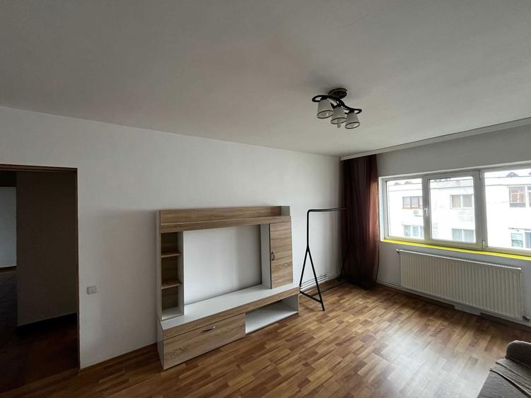 Inchiriez apartament 3 camere Buzaului - 1