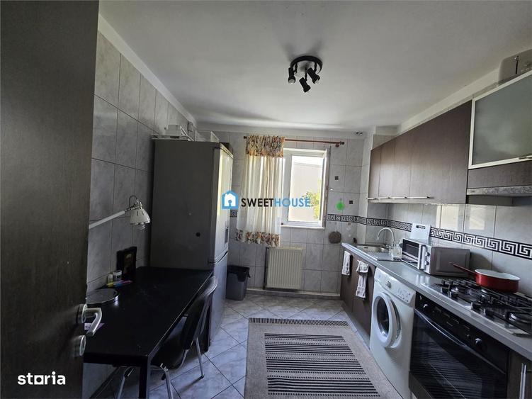 Apartament cu trei camere zona centrala - 3