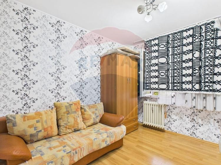 Apartament cu 3 camere de vânzare în zona 1 Decembrie 1918 - 8