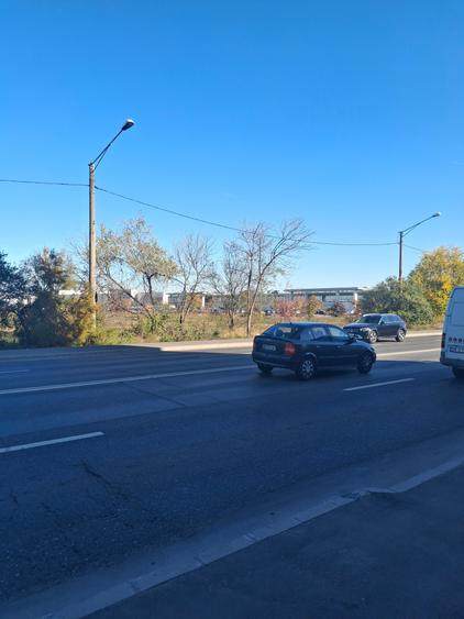 Chitila Colosseum Mall Carrefour stradal - 3