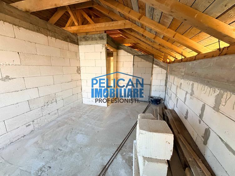 Casă individuală cu 4 camere cu Teren 500 Mp în Malcoci