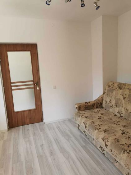 Casa de inchiriat in cartierul 7 Noiembrie - 8