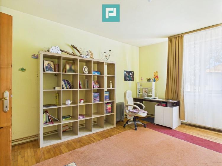 Casă cu 4 camere și teren de 1450 mp în Aradul Nou - 6