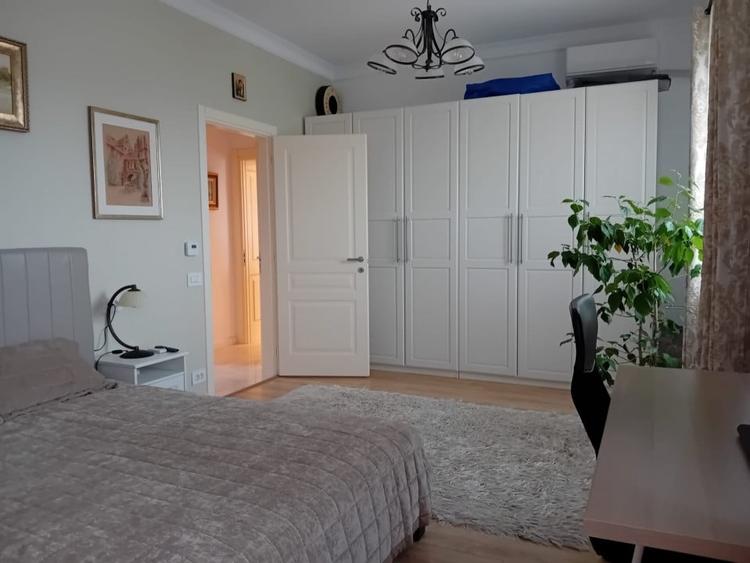 De vanzare vila exceptionala in stil Neo Romanesc cu vedere la lac si padure - 14