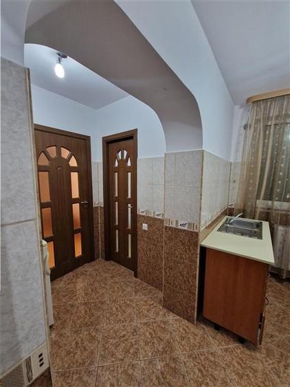 Apartament 2 camere, zona centrala. - 3