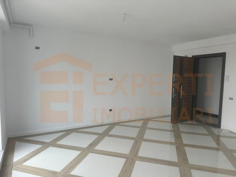 Apartament 2 camere de vanzare, situat in Tomis Plus, Constanta - 4