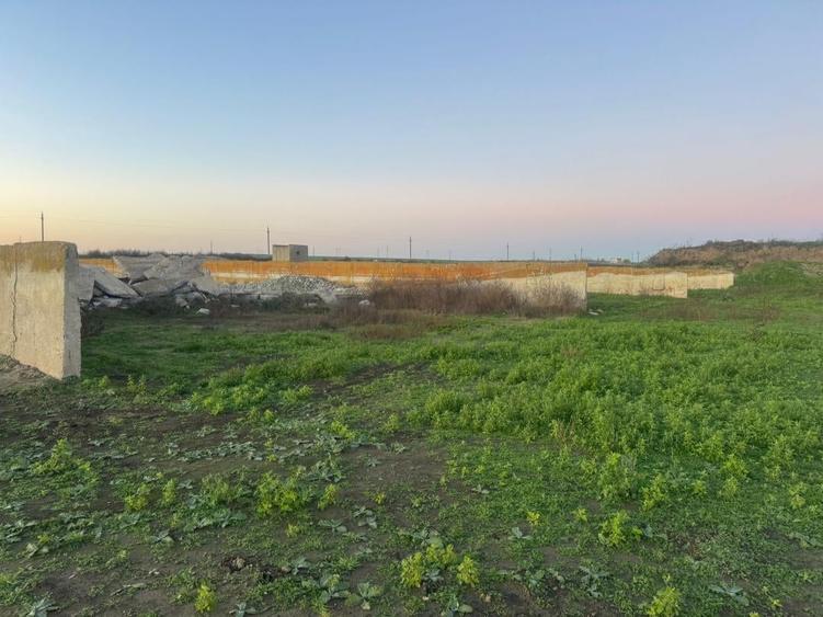 NISIPARI TEREN INTRAVILAN DESCHIDERE 90 ML PRET 600.000 EURO - 1