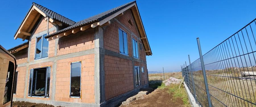 Vand casa la rosu, intabulata cu AC pana in 9/2027 - 7