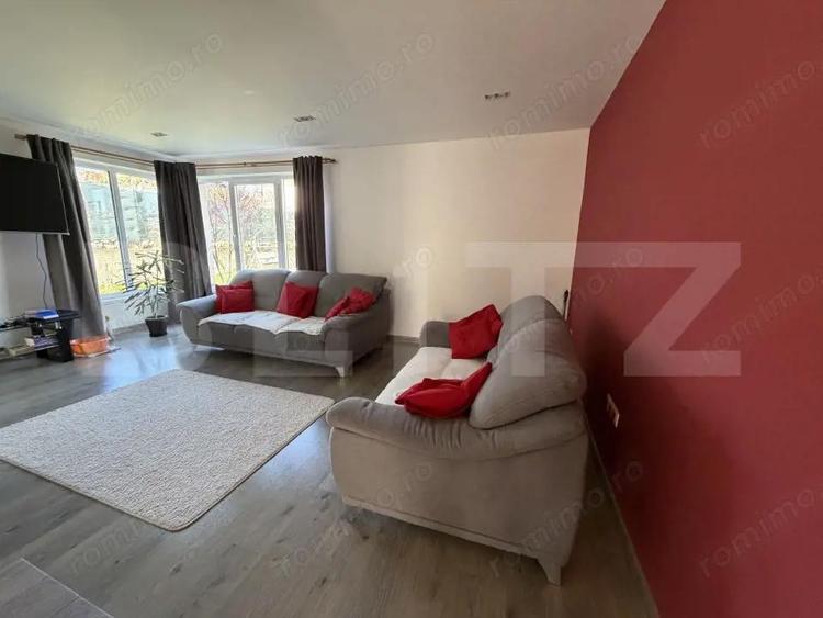 Casa cu 4 camere,baie, bucatarie, teren 800 mp - 3