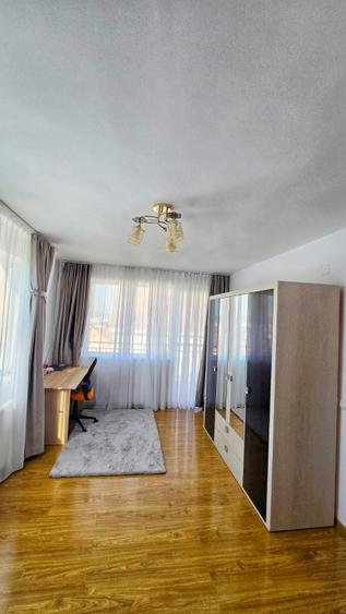 Apartament 2 camere ,45mp,zona buna ziua - 1