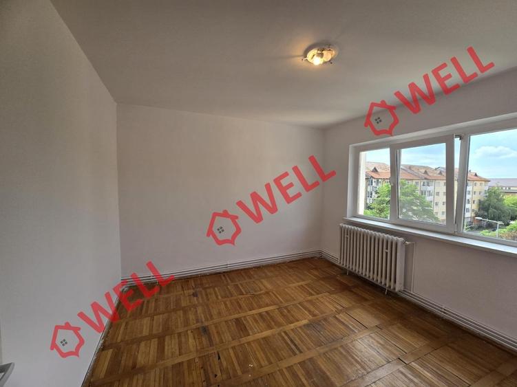 Bitai Klaudia  +40728084470 Arata adresa de email   Apartament cu 4 camere de în - 10