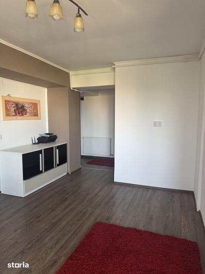 Apartament cu 3 camere în IAR