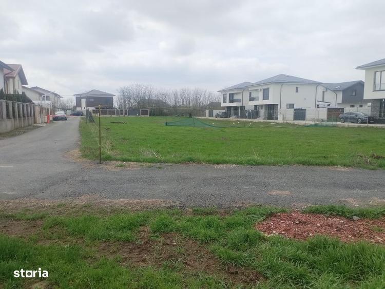 Teren intravilan 891 mp. dubla deschidere // Drum asfaltat // Toate ut - 4