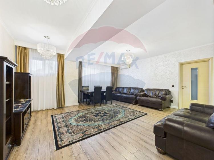 Apartament spatios 4 camere | 122 mp | Damaroaia - 2