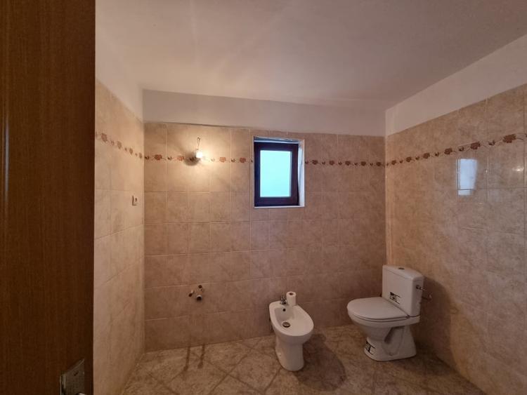 Margineni- Arcadie Septilici- Vila 6 camere- 2019- 3 bai- teren 800 mp - 13