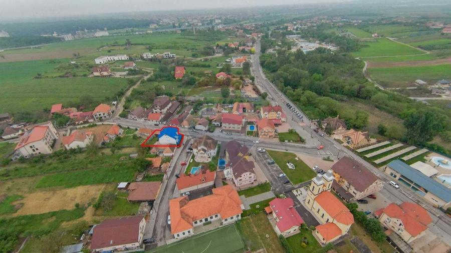 Pensiune cu 11 camere de vânzare, situată în Băile 1 Mai, Sânmartin - 4