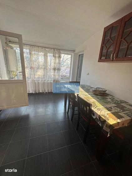 Casa de vanzare Strada Crinului - 12