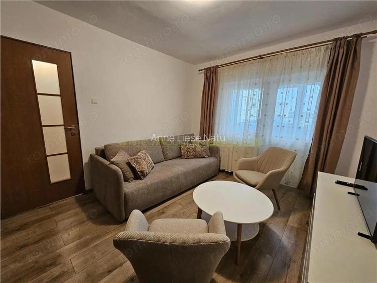 Garsoniera spatioasa de inchiriat in Racadau