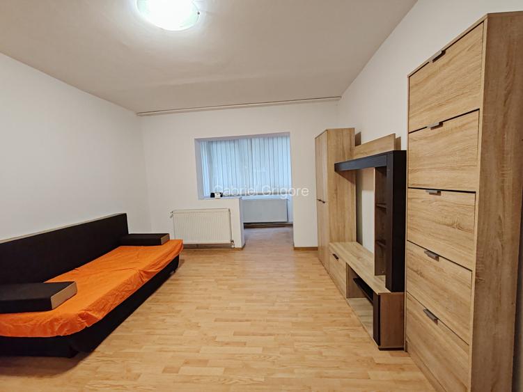 Apartament 2 cmere liber la vanzare zona Grivitei Apartament 2 cmere liber la vanzare zona Grivitei