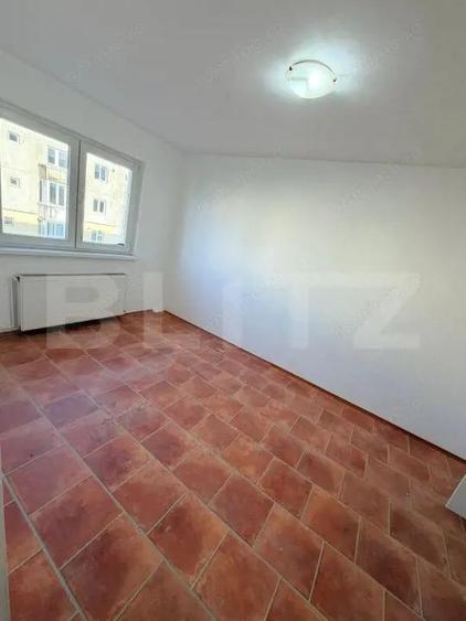 De vanzare Apartament 3 camere in fa?a Garii Fagara? 53.999 NEGOCIABIL - 1