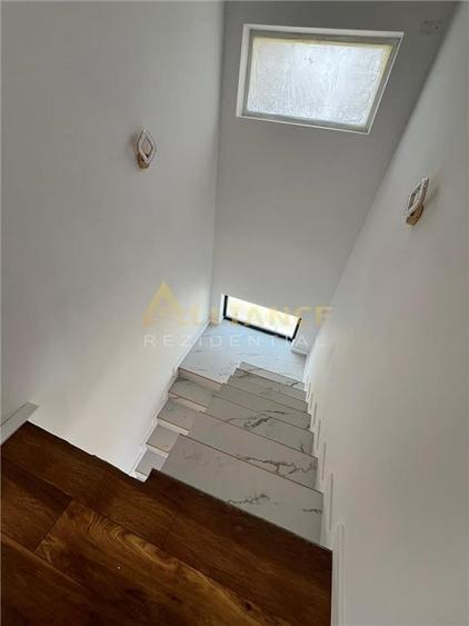Vila Individuala  - 4 camere - 3 bai-teren -320-600 M de STV - 27