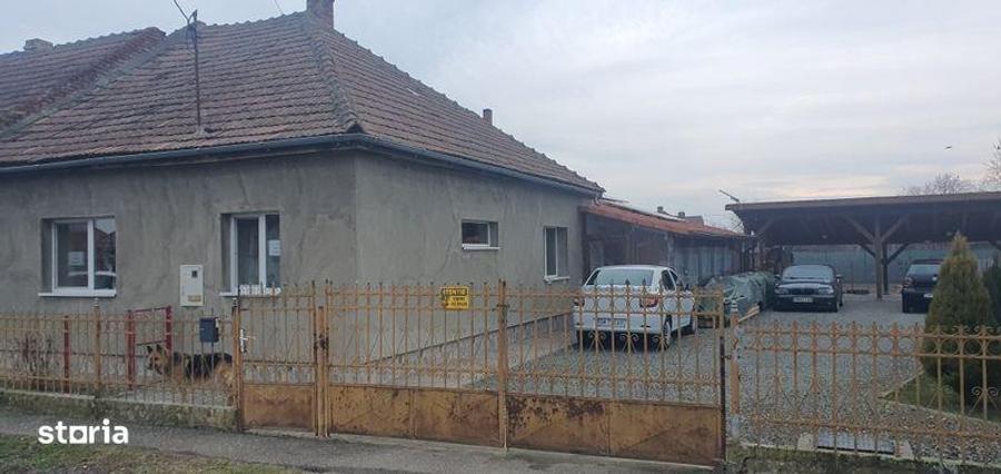 Casa cu anexa si teren 7.5 arii Odoreu - 1