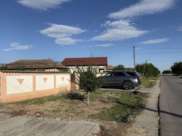 Casă cu 4 camere în Olari