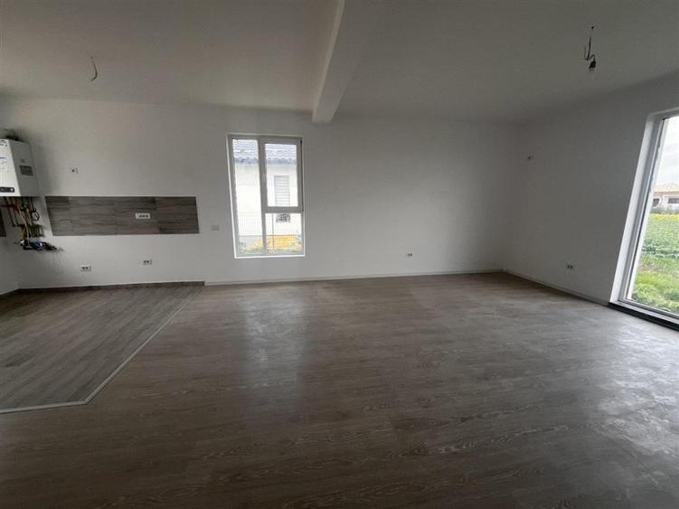 Casa individuala 4 camere in Tunari. - 4