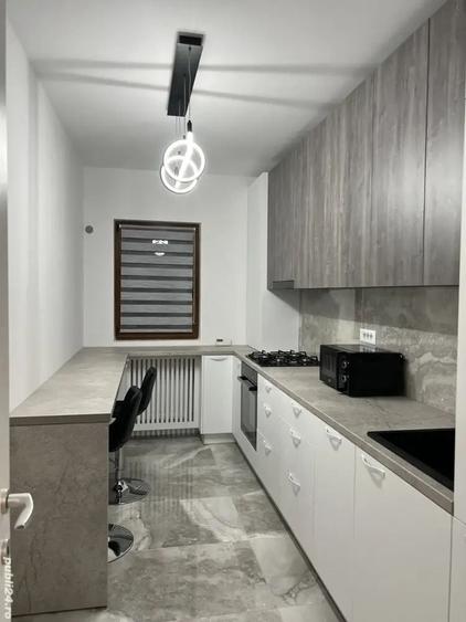De inchiriat apartament cu 2 camere , Cartierul Solar sector4 - 5