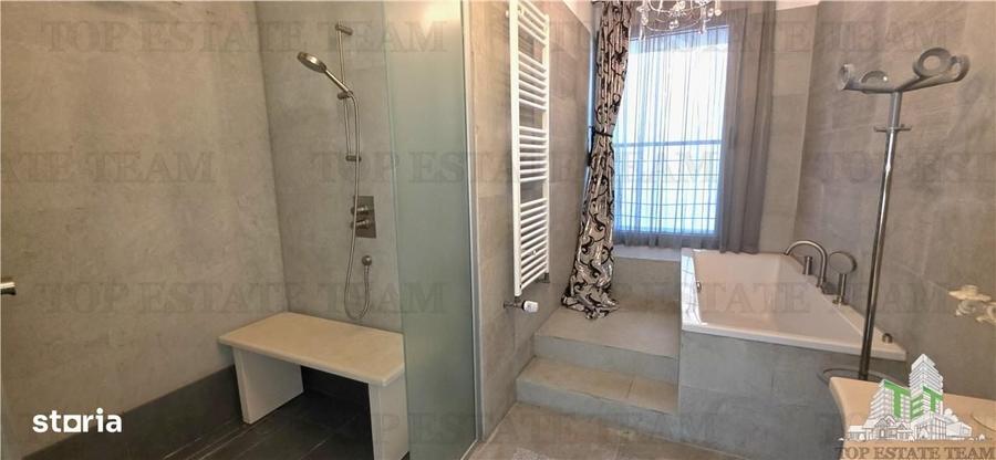 Apartament cu 4 camere decomandat, mobilat în Polonă