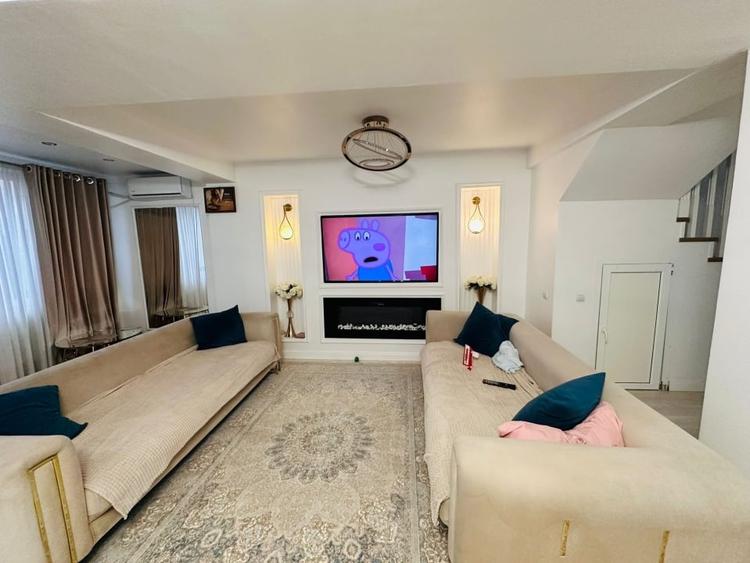 Vila cocheta 180 mp construiti, 340mp teren mobilata utilata lux Pantelimon - 1